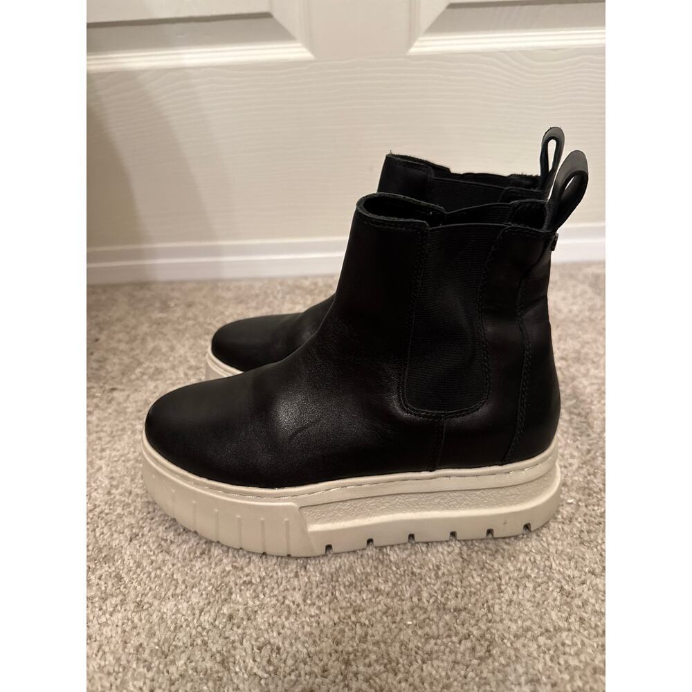 J/Slides Black Leather Rubber Sole Platform W's Riley Chelsea Boot, 6 - Picture 9 of 11
